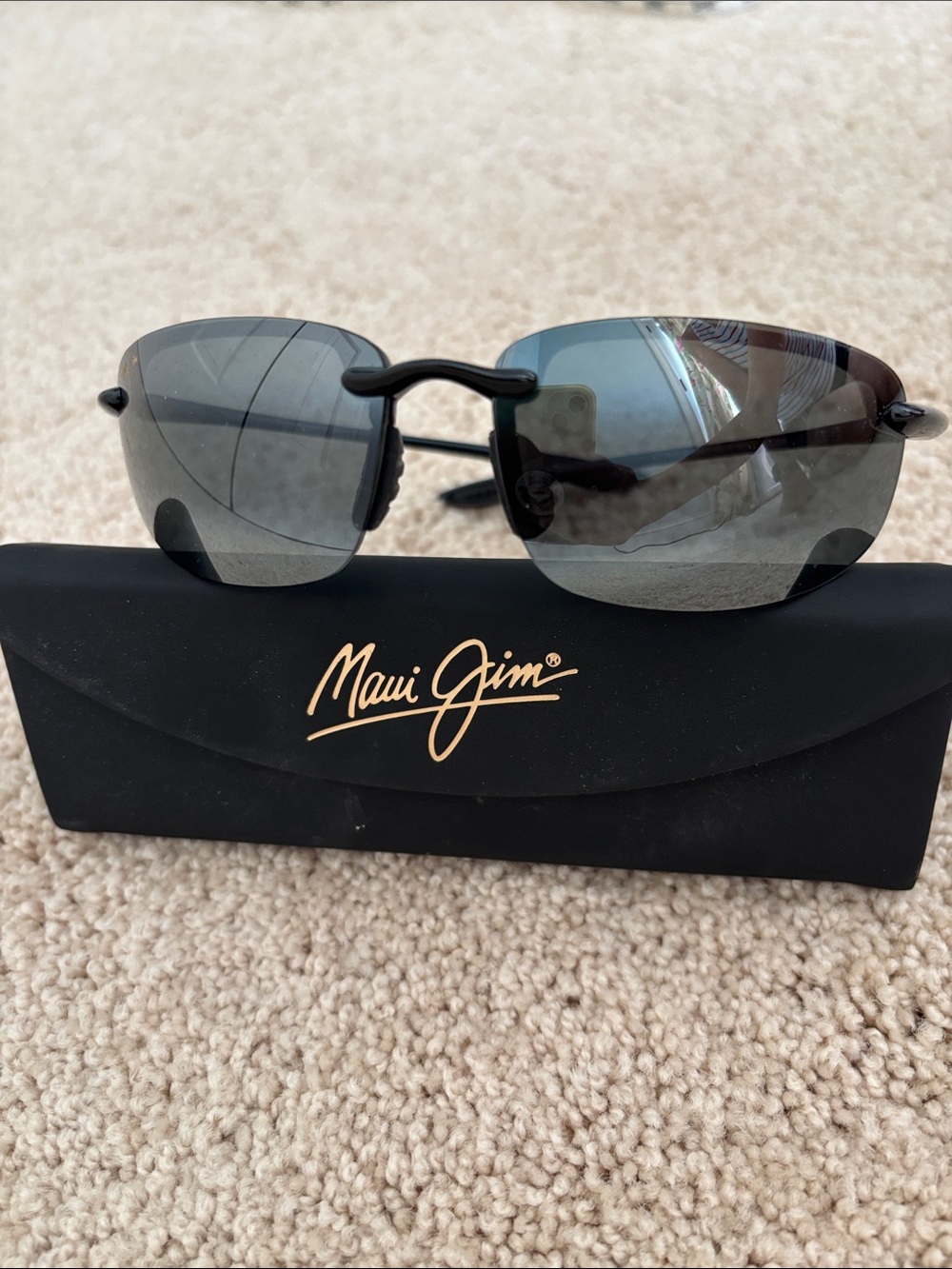 Maui Jim Polarized Sunglasses in Black